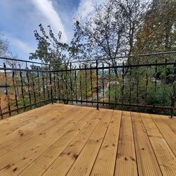 Garde-corps ext�rieur forg�, trait� en surface contre la corrosion avec des technologies modernes