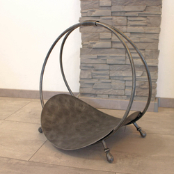 Panier à bois forg� de qualit� pour chemin�e - panier rond en patine argent�e